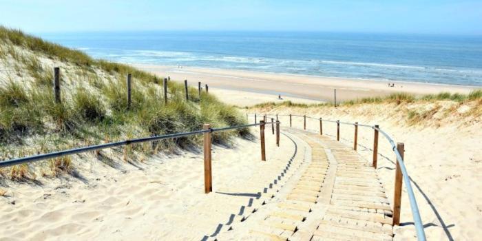 Beach House Met Parkeerplaats In Het Centrum Egmond aan Zee Buitenkant foto
